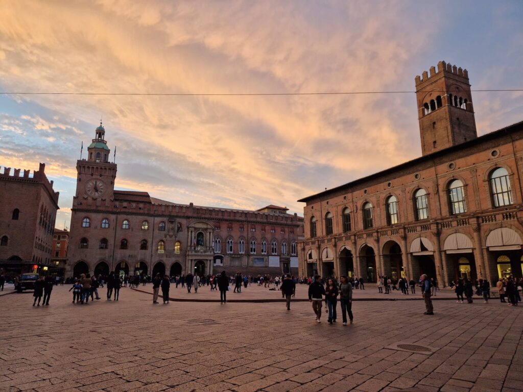 bologna piazza maggiore