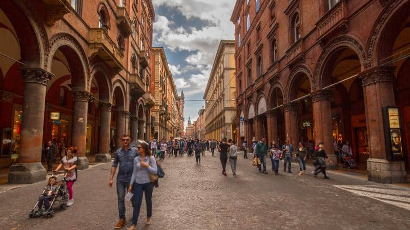 bologna via independenza