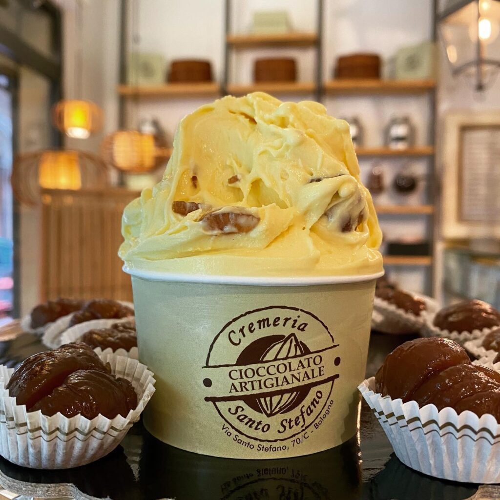 Santo Stefano Ice-Cream Shop in Bologna